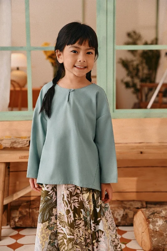 The Lembah Suria Blouse - Vegan Green Ruffled Neck Blouse