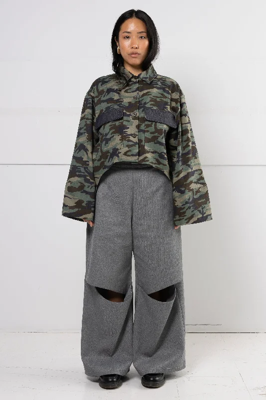 LUTHER CROPPED CAMO SHIRT-- Fitted T-Shirt Seamless Stretchy