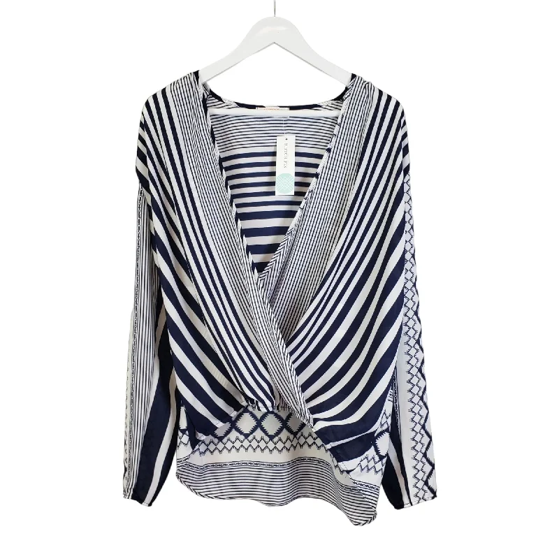 NWT Renee C. Landry Printed Cross Front Blouse Size Large Classic Minimalist Blouse