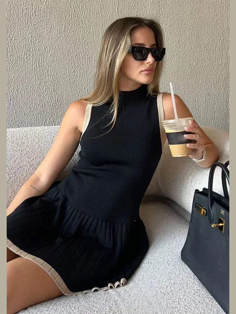 Advbridge Women's Sexy Color Blocking Knitted O-neck Mini Dress Elegant Sleeveless High Waist Pleated Dresses Lady High Streetwear Robes Classic Black Mini Dress