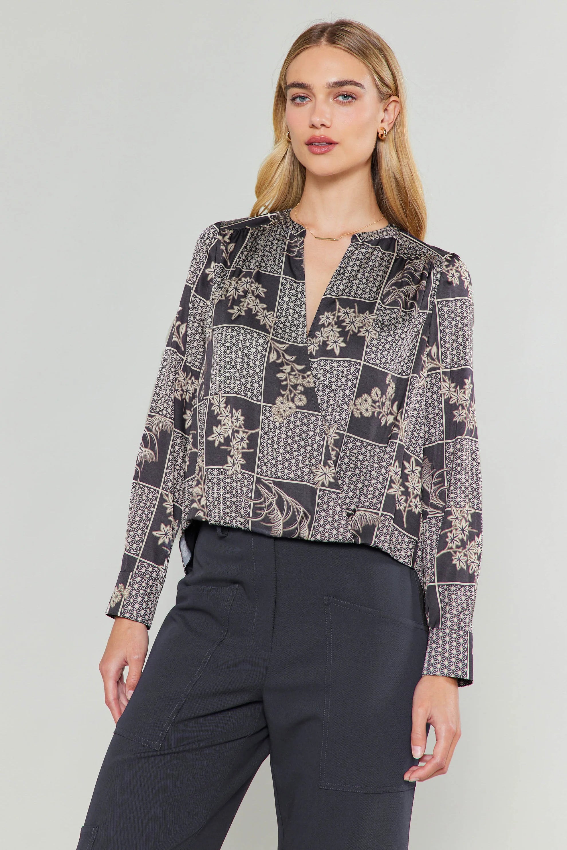 floral geo surplice blouse Embellished Collar Blouse