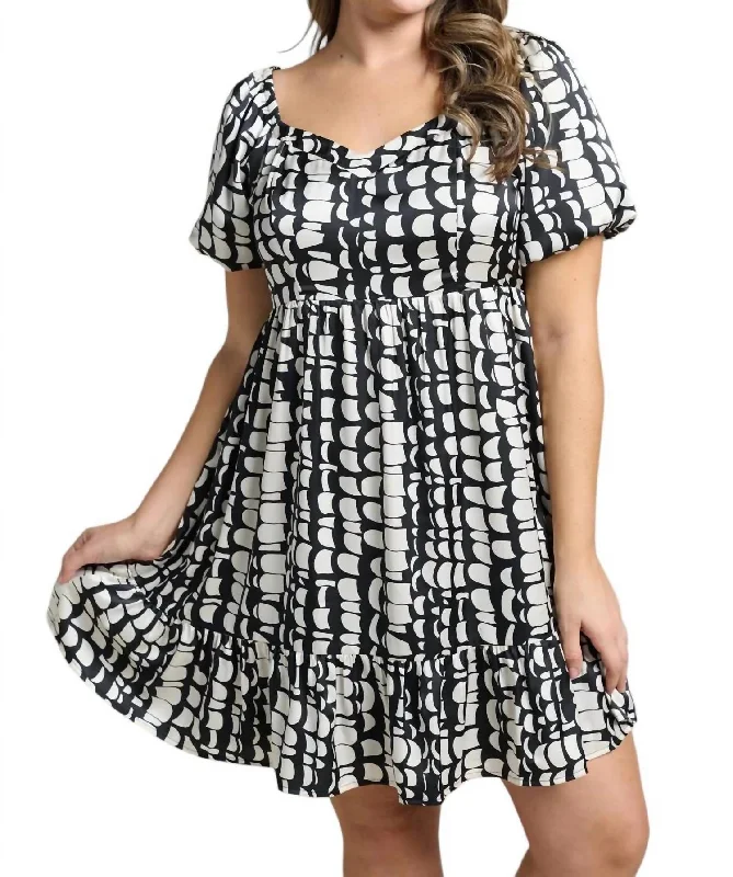 Jenica Mini Dress In Black Trendy Camisole Mini Dress