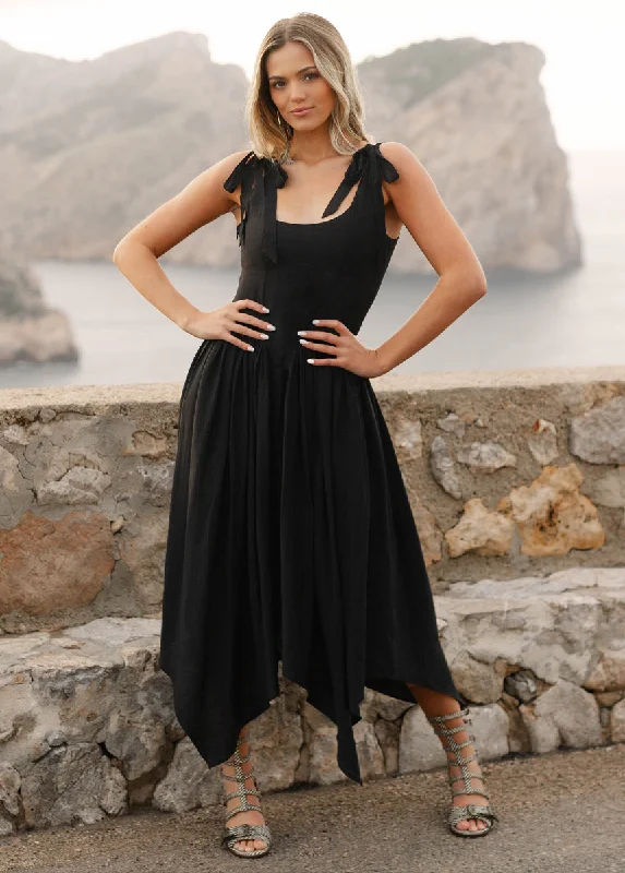 Mayreli Dress in Black Turtleneck Neckline Stylish