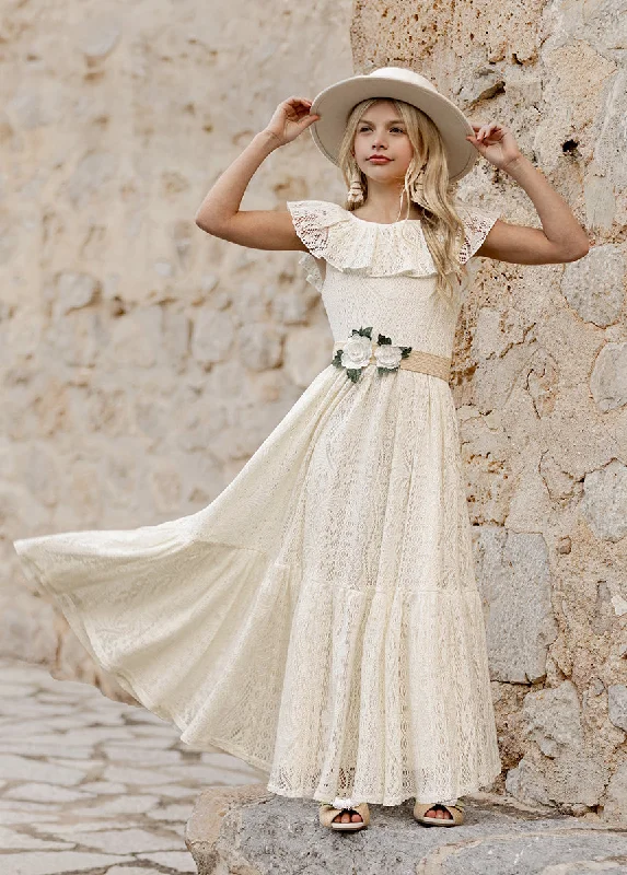 Ravvy Dress in Cream sweetheart Neckline Romantic