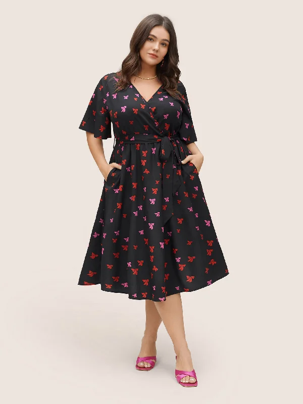Bowknot Overlap Collar Pocket Belted Dress Tunics Sophisticated sleek
