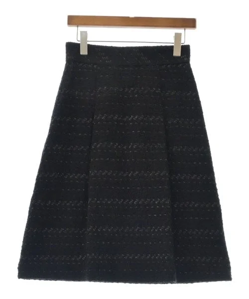 DRESSTERIOR Knee length skirts pencil skirt chic