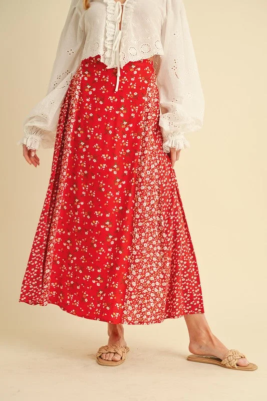 Aemi + Co Floral Elastic Waist Maxi Skirt button skirt front
