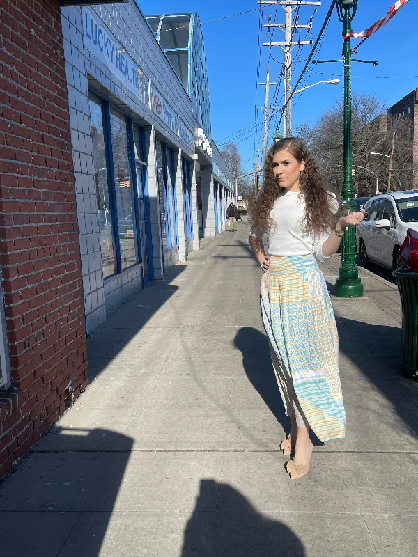 Printed Midi Skirt with Gathered Waist TS210 athletic skirt fit