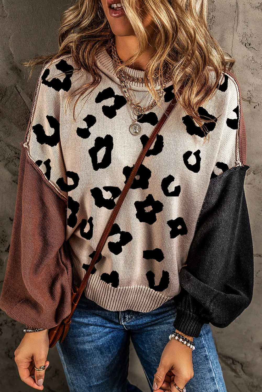 Corey Leopard Round Neck Long Sleeve Sweater Elegant Classic Vintage