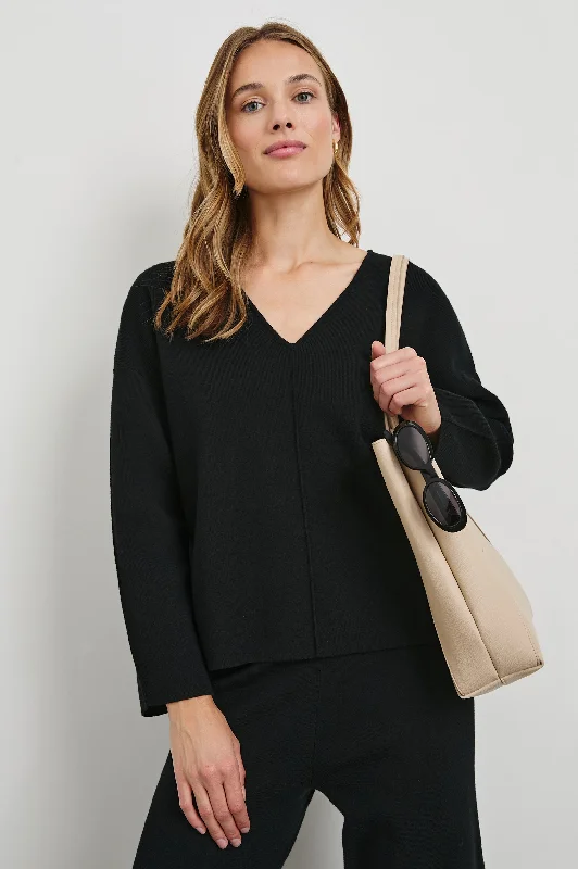 HOLLYN SWEATER - BLACK Ribbed Striped Patterned