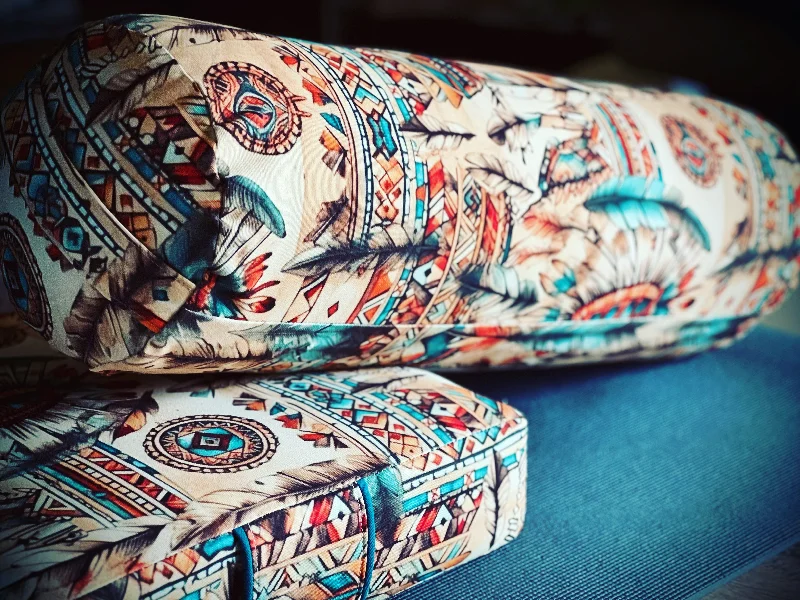 Tribal - yoga bolster